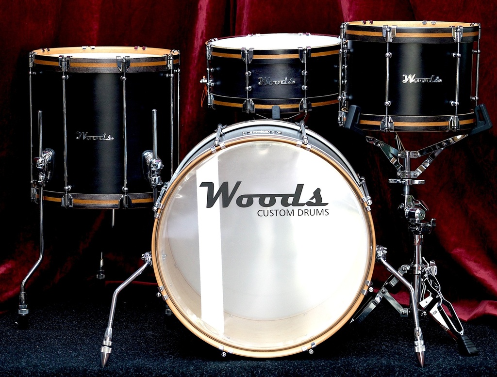 Woods Custom Drums - 4-Piece Drum Set in Black Lacquer with Wood Hoops