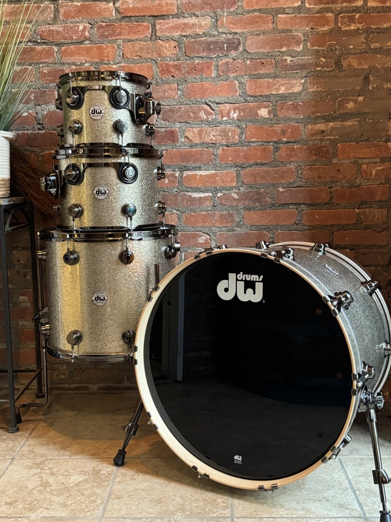 DW Collector's 4-Piece Drum Set - Finish Ply: Nickel Sparkle Glass